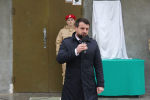 В Избербаше открыли мемориальную доску памяти участника специальной военной операции, кавалера ордена Мужества