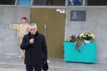 В Избербаше открыли мемориальную доску памяти участника специальной военной операции, кавалера ордена Мужества