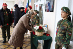 В Избербаше в нескольких школах открыли мемориальные доски погибшим героям СВО