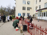 Несколько тысяч избербашцев вышли на общегородской субботник