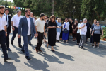 В Избербаше  продолжается голосование: глава города Расул Бакаев  оценил праздничную атмосферу на  избирательных участках